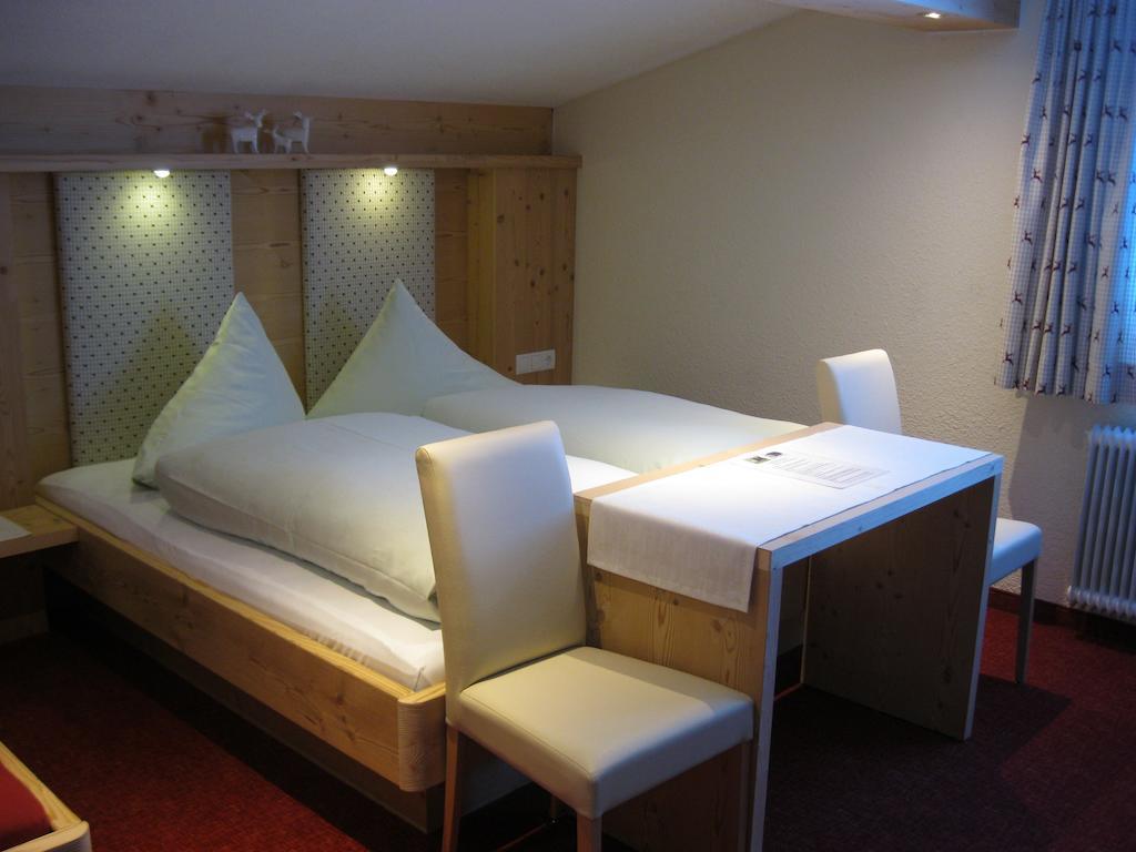 Gaestehaus Sahler Gaschurn Phòng bức ảnh